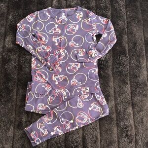 GAP Kids NWOT Dark Multicolor Pajama Set Football themed Boy Girl